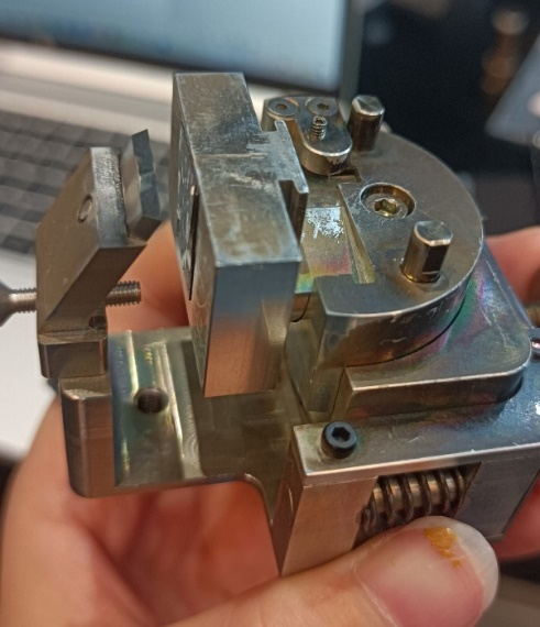 氬離子拋光機特寫